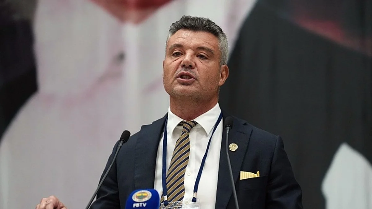 Sadettin Saran Vrijgelaten: Fenerbahçe's Onvoorwaardelijke Steun