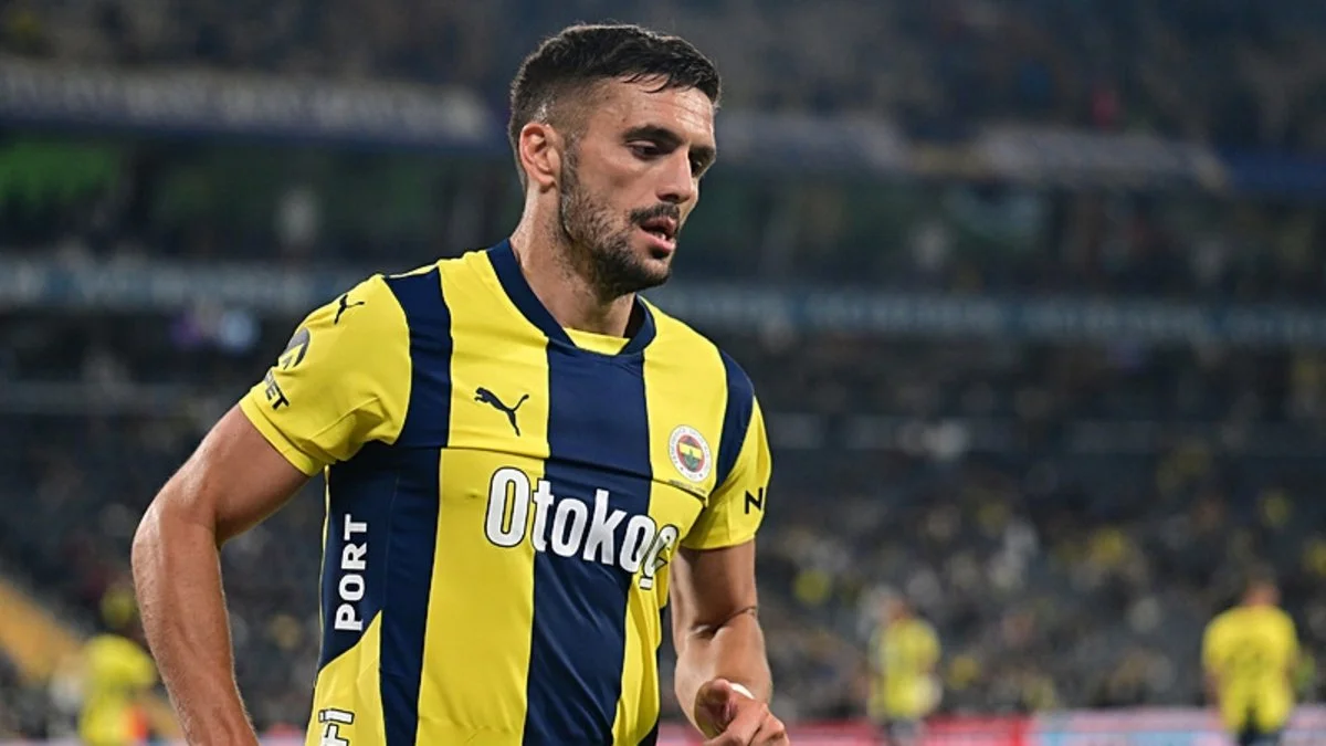Dusan Tadic Verlaat Fenerbahçe: Impact op de Club