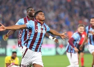 Felipe Augusto: Zijn Onvergetelijke Reis bij Trabzonspor
