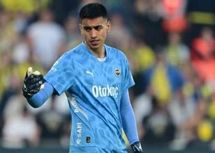 İrfan Can Eğribayat: Fenerbahçe Keeper in Polen Gezocht