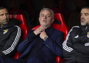 Mourinho's Wintertransfer: En-Nesyri als Nieuwe Spits voor Benfica?