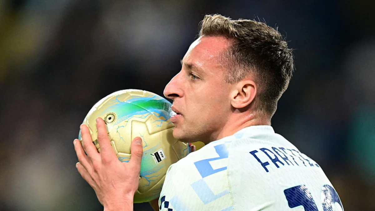 Fenerbahçe Doeltreffend: Davide Frattesi Transfer in Aantocht