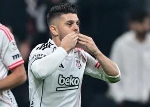 Rashica's Sterke Prestaties Behouden Hem bij Beşiktaş
