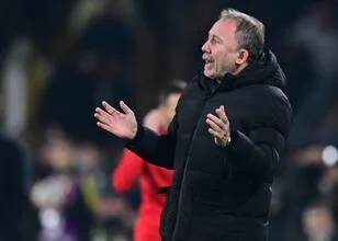 Beşiktaş op zoek naar nieuwe centrale verdedigers