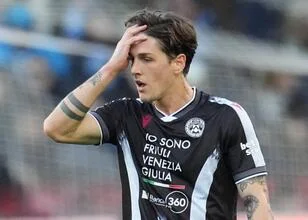 Zaniolo mist kans op doelpunt tegen Provedel