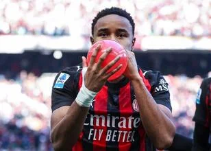 Fenerbahçe in gesprek met Milan over Nkunku