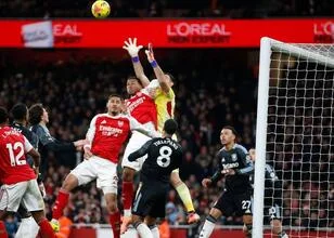 Arsenal beëindigt Aston Villa's indrukwekkende reeks