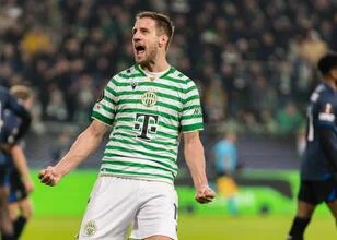 Barnabas Varga op weg naar AEK Athene