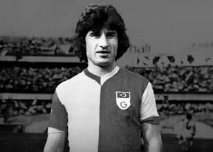 Galatasaray neemt afscheid van Gökmen Özdenak