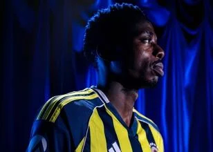 Anthony Musaba tekent langdurig contract bij Fenerbahçe