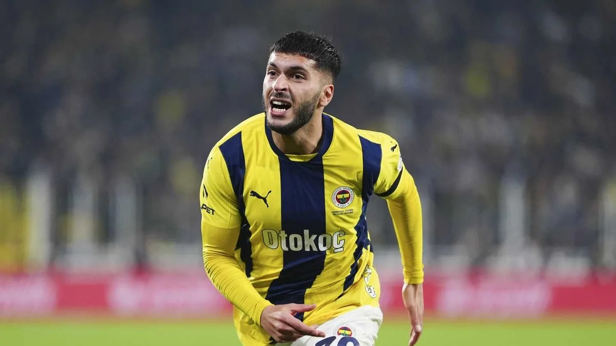 Fenerbahçe legt beperking op aan Galatasaray voor oğuz aydın