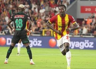 Transfernieuws bij Göztepe: Anthony Dennis en Taha Altıkardeş in de schijnwerpers