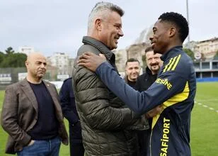 Fenerbahçe's Nieuwe Aanwinst Musaba Klaar Voor Turkcell Super Cup