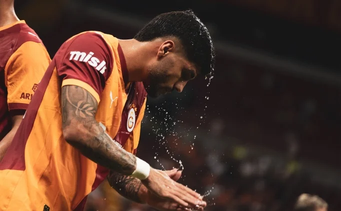 Eren Elmalı maakt comeback op het veld