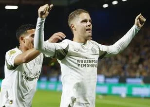 Joey Veerman besluit om niet naar Fenerbahçe te gaan