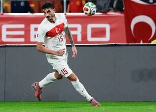 Trabzon en Samsun strijden om Samet Akaydin