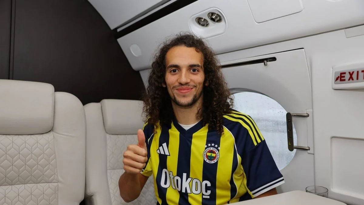 Matteo Guendouzi arriveert in Istanbul voor Fenerbahçe