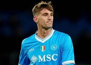 Beşiktaş achter Lorenzo Lucca aan