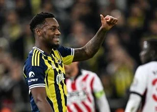 Jhon Duran voor Fenerbahçe: ceza vernietigd