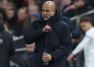 Pep Guardiola reageert op nederlaag Manchester City