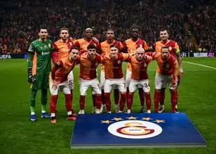 Galatasaray-commentaren van schrijvers