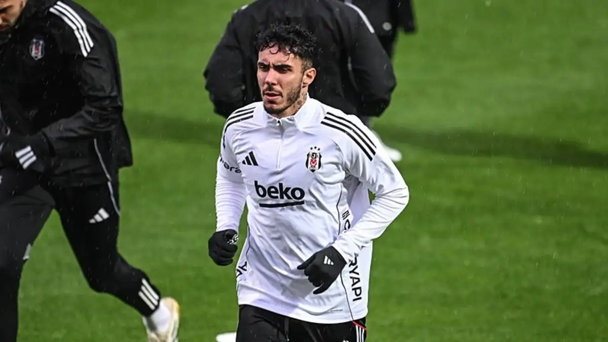 Beşiktaş-verdediger Emirhan Topçu op radar van Milan