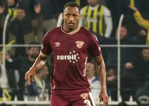 Göztepe houdt verdediging sterk