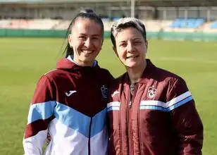 Trabzonspor vrouwen voetbalelftal wil kampioen worden