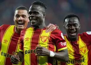 Göztepe wint van Fatih Karagümrük