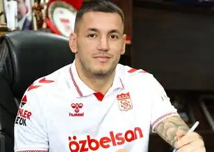 Rey Manaj terug bij Sivasspor