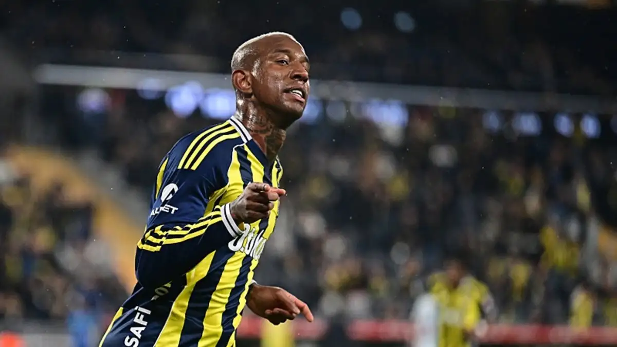 Fenerbahçe en Talisca gaan verder samen