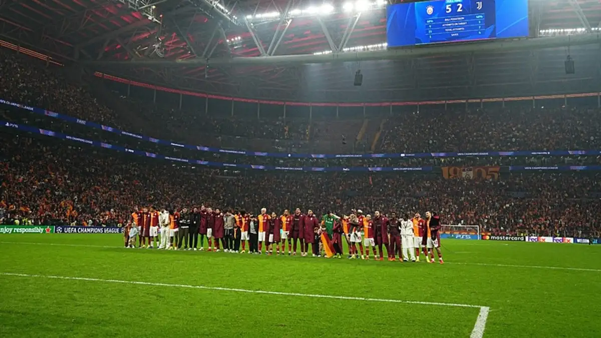Galatasaray boekt historische overwinning