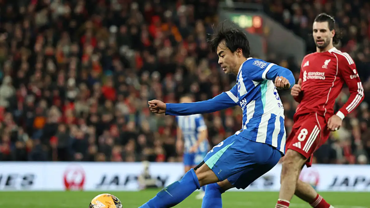 Beşiktaş achter Japans linksbuiten Kaoru Mitoma aan