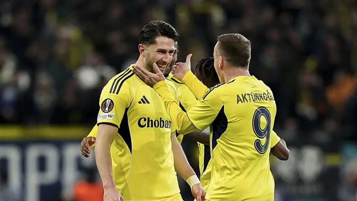 Fenerbahçe doet bomtaarige transferstap met Ismail Yüksek