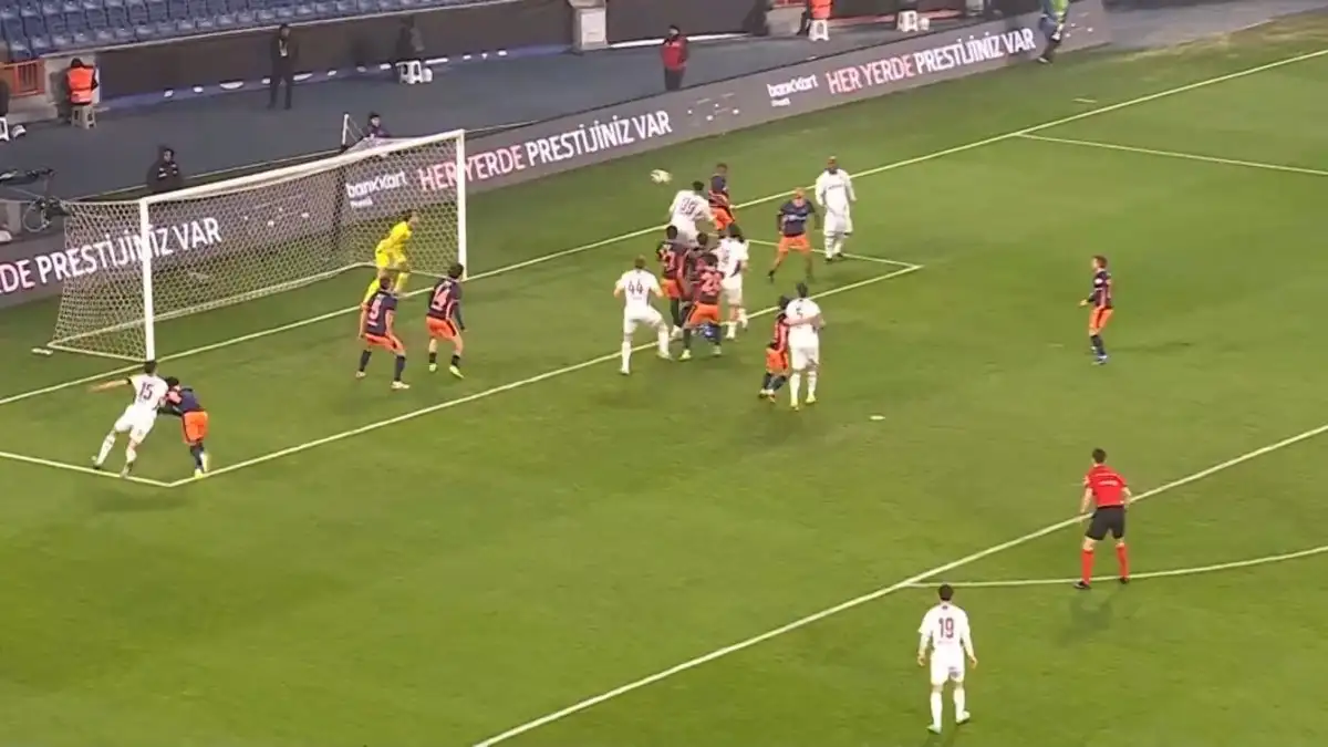 RAMS Başakşehir haalt gelijkspel tegen Trabzonspor! Hier zijn de doelpunten