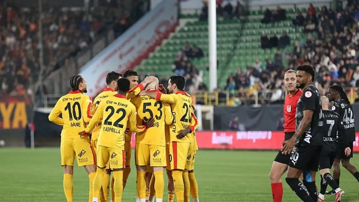 Galatasaray 4-0 in poule, kwartfinale bereikt