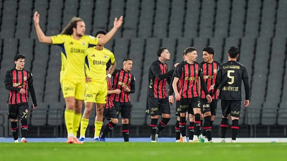 Schok voor Fatih Karagümrük: 2-0 zege op Fenerbahçe