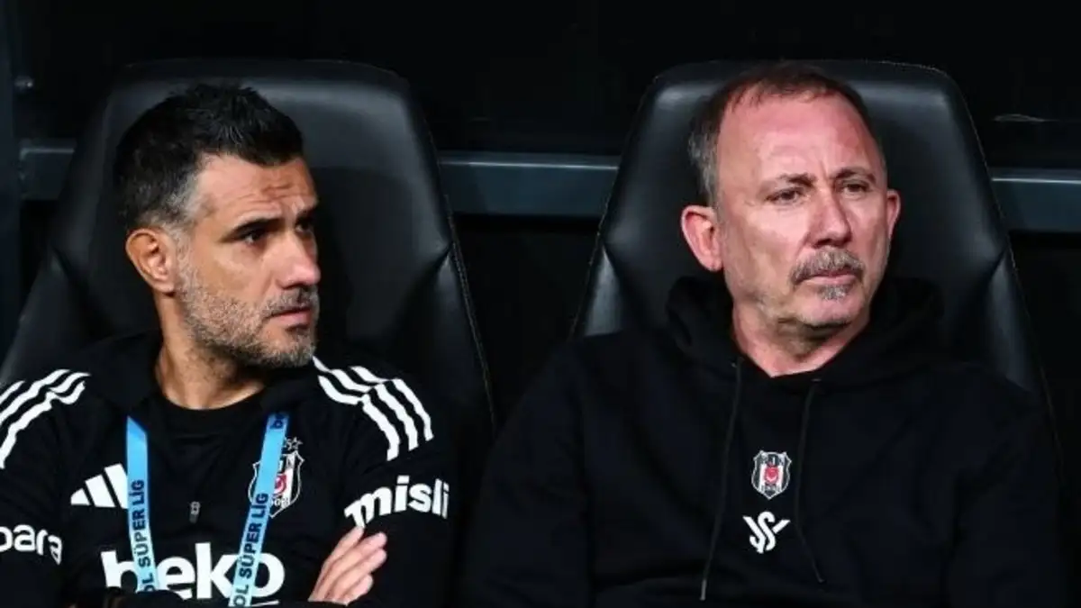 Sergen Yalçın kreeg na wedstrijd infuus! Kon persconferentie niet bijwonen