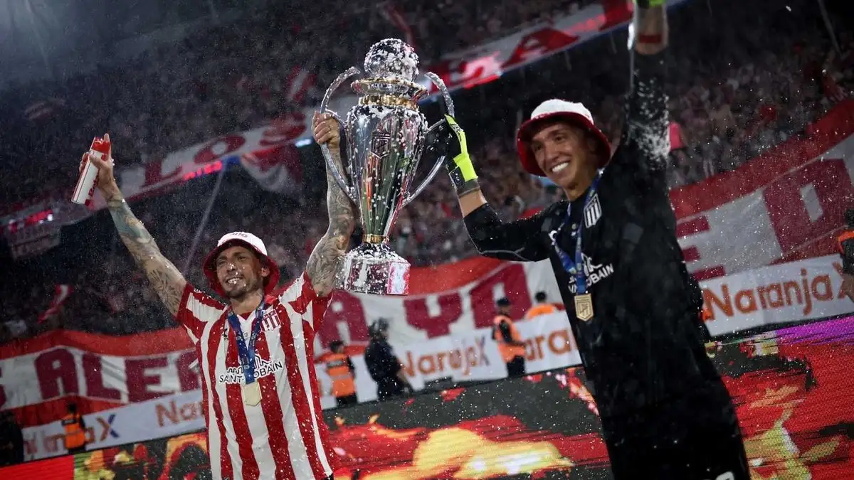 Fernando Muslera verrassing! Keert terug bij nationale ploeg