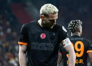 Barış Alper Yılmaz scoort zijn 11e doelpunt van dit seizoen!
