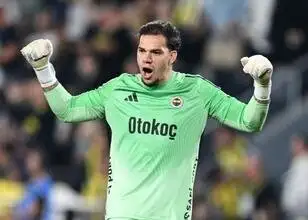 Ederson: 'Kritiek is normaal, maar geen beledigingen!'