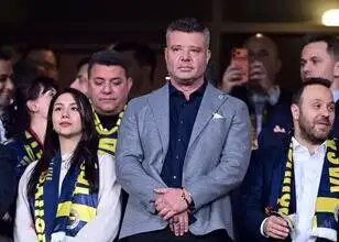 Een kampioenschapsboodschap van Sadettin Saran