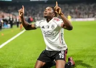 Beşiktaş maakt zich op voor transfer El Bilal Toure