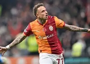 Terugkeerclaim voor Noa Lang bij Napoli