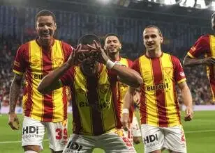 Göztepe wint met 2-0, Antalyaspor in zwaar weer
