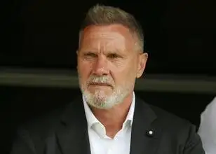 Thorsten Fink geeft verklaring over Galatasaray