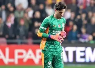 Batuhan Şen maakt debuut in eerste Süper Lig-wedstrijd voor Galatasaray