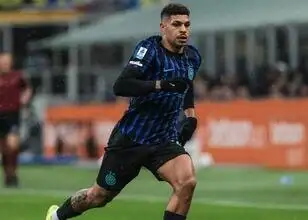 Beşiktaş start officiële contacten voor Luis Henrique