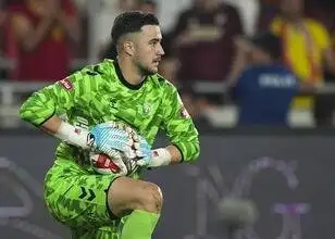 Doel bij Galatasaray: keeper Deniz Ertaş