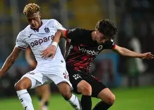 Wagner Pina erkent: 'Niet onze beste wedstrijd' maar viert finaleplaats Trabzonspor